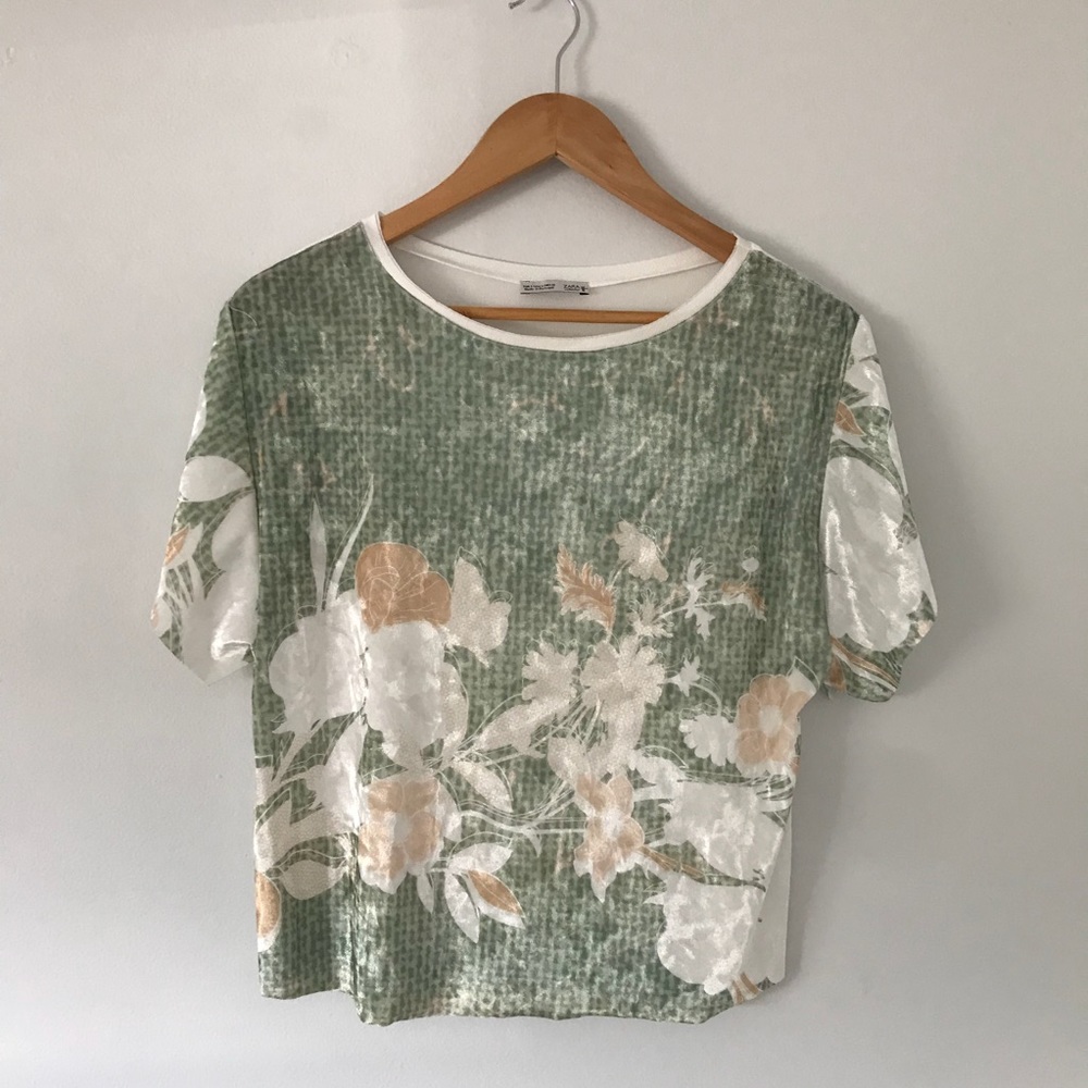 DROPPED PRICE Zara velvet top size S